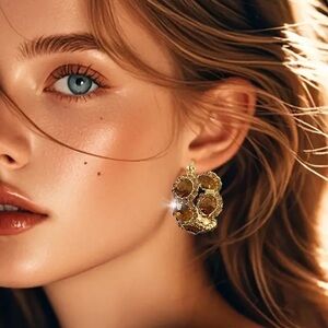 Luxurious & High-end Quality Retro Elegant Coffee Crystal Ring Ear Buckle